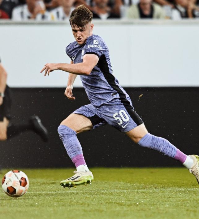 利物浦集结日临场应变，志在欧联名次提升，管理层满意，心理建设被强调